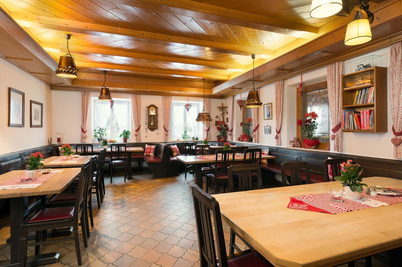 Hotel Neuwirt Hallbergmoos Kültér fotó