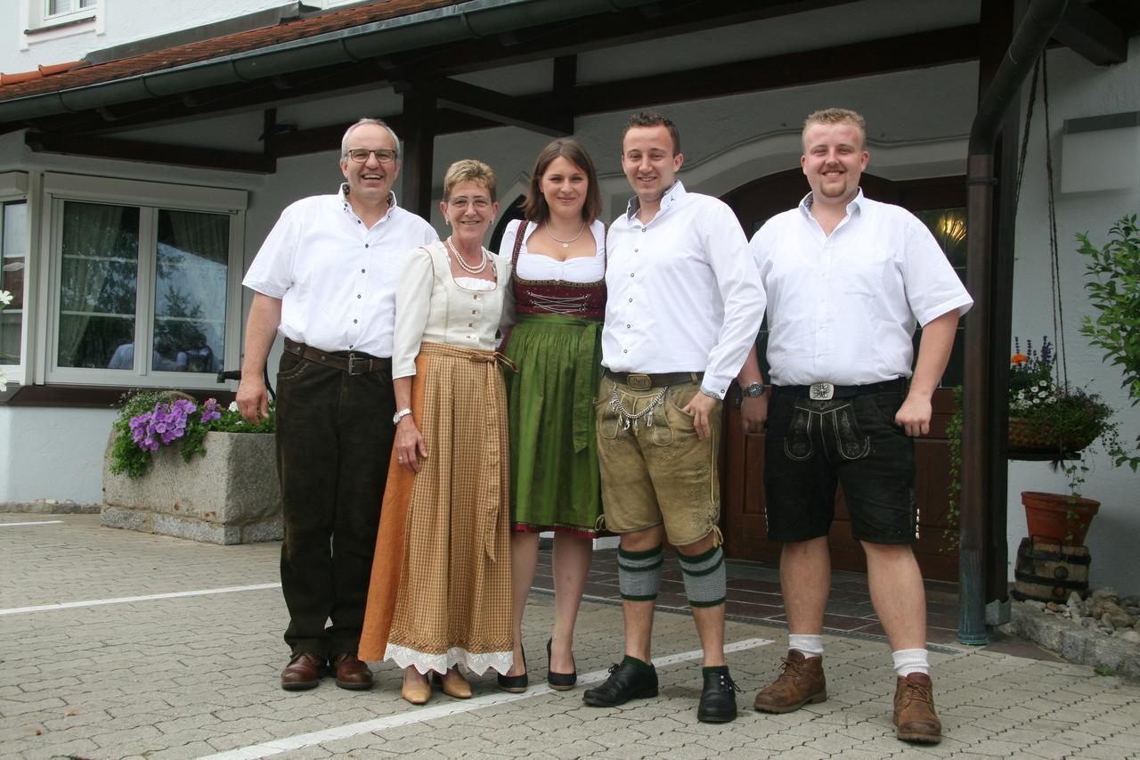 Hotel Neuwirt Hallbergmoos Kültér fotó